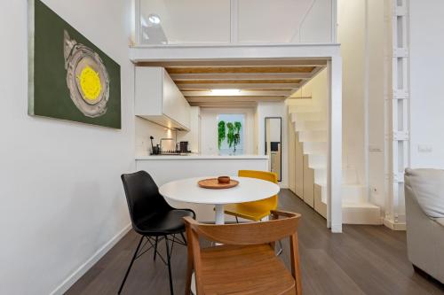 Heliotropo City Center Oasis by Valcambre