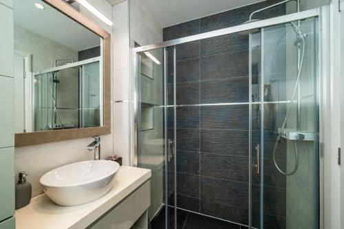 Crown Apartments - Diamond Studio