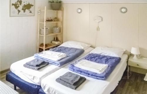 מיטה או מיטות בחדר ב-Gorgeous Home In Stramproy With Wifi