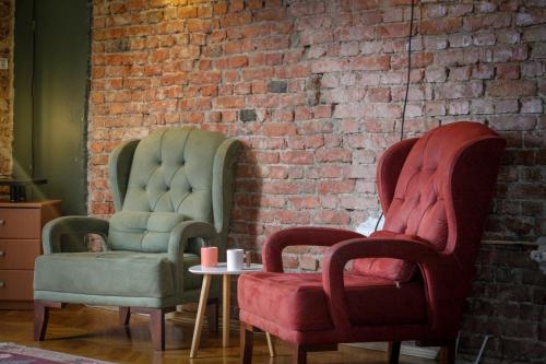 Un lugar para sentarse en Prishtina Center Hostel