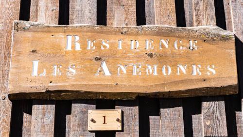 Les Anémones