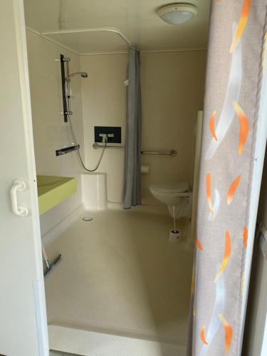 Koupelna v ubytování Camping de Contrexeville
