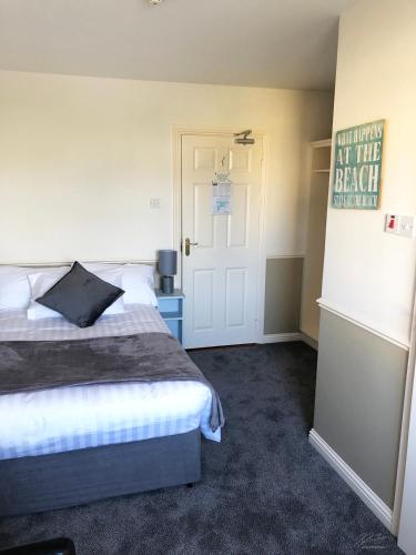 Gallery image of Westend Bar & select accommodation in Fenit