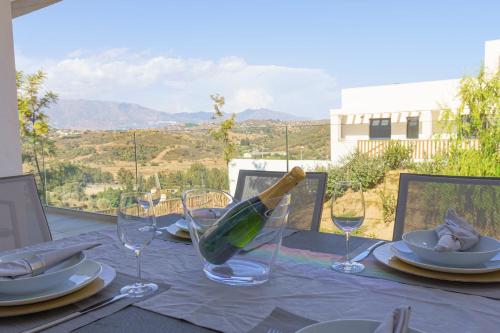 Kép State-of-the-art apartment in La Cala Casa Banderas szállásáról Málagában a galériában