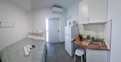 Mini Estudio JACUZZI DOBLE SEVILLA "POLIGONO INDUSTRIAL"