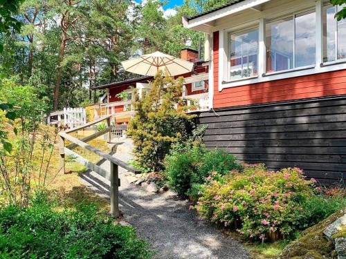 Fotografie z fotogalerie ubytování Holiday home DJURHAMN v destinaci Djurhamn