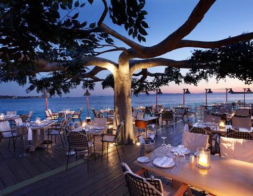 Elegant Seaside 2 Floor Apartment
