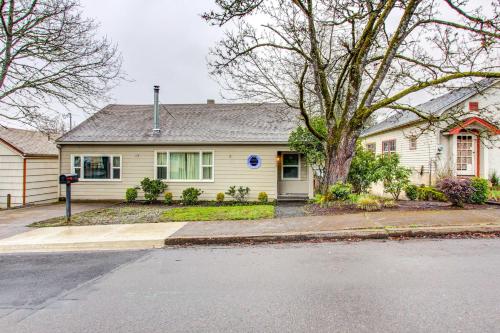 ユージンにあるCharming Eugene Vacation Rental - 3 Mi to Downtownのギャラリーの写真