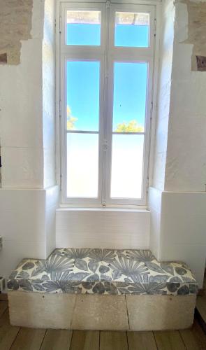 Fotografie z fotogalerie ubytování La Montgrande, 2 bed gîte, Aulnay v destinaci Aulnay