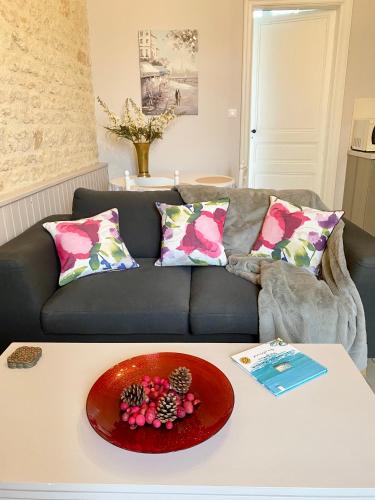 Posezení v ubytování La Montgrande, 2 bed gîte, Aulnay
