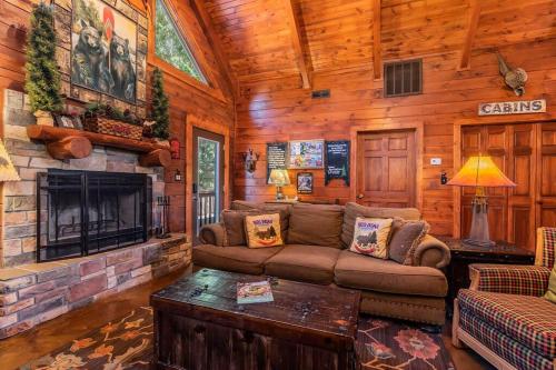 Base Camp with Bunk Room – Photos 5
