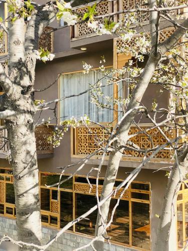 Dumani Nagar Hotel & Resortにあるバルコニーまたはテラス