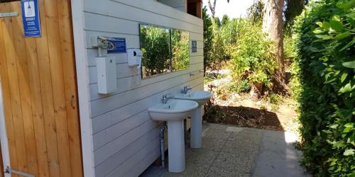 Ein Garten an der Unterkunft CirceMed