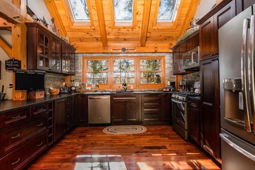 Persimmon Hollow with GameRoom – Photos 3