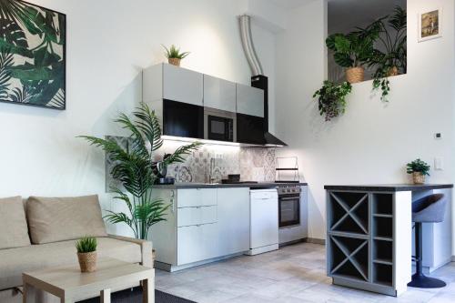 S18 "Garden in the City" Apartment 1034 Budapest, 18 Selmeci utca kép - 3