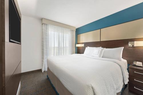 Katil atau katil-katil dalam bilik di Residence Inn by Marriott St. Paul Woodbury