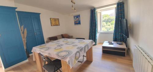 Photo de la galerie de l'établissement maison de village rogliano / macinaggio cap corse, à Rogliano