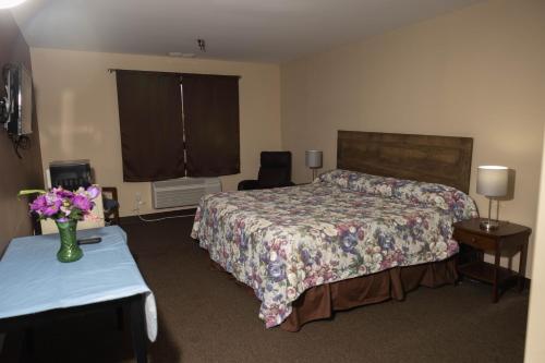 Gallery image of Lafayette Inn in Moundsville