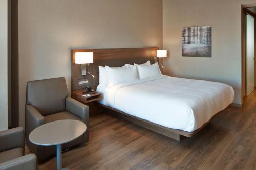 AC Hotel by Marriott Minneapolis Downtown Image