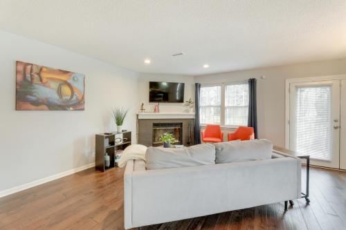 Фотография из галереи Antioch Townhome Less Than 14 Mi to Downtown Nashville! в городе Антиок