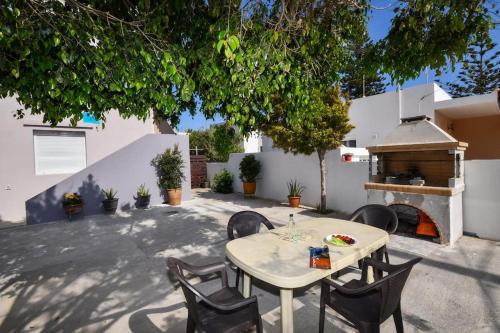 Αίθριο ή υπαίθριος χώρος στο Achinos *2, Seaside, between Ierapetra & Myrtos!