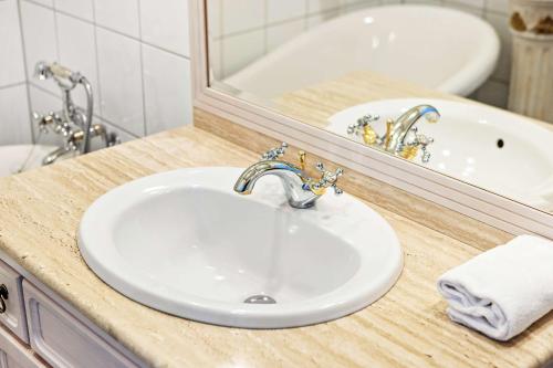 Ένα μπάνιο στο Sandtorgholmen Hotel - Best Western Signature Collection