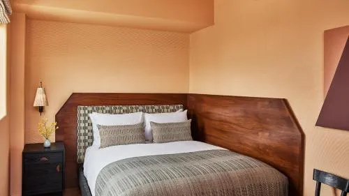 Downtown Los Angeles Proper Hotel, a Member of Design Hotels photo 4