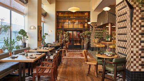 Downtown Los Angeles Proper Hotel, a Member of Design Hotels photo 32