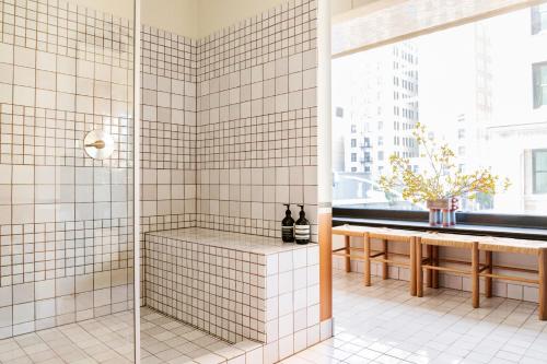 Downtown Los Angeles Proper Hotel, a Member of Design Hotels photo 52