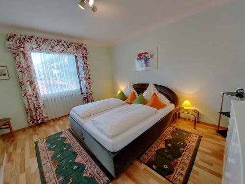 En eller flere senge i et værelse på Apartment in Bad Mitterndorf - Steiermark 41628