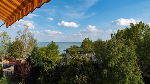 Apartment in Csopak - Balaton 37076
