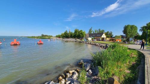 Holiday home in Balatonmariafürdo 40864 8647 Balatonmáriafürdő, Akácfa utca 84 kép - 3