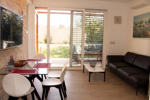 Bungalow Rosemary Park