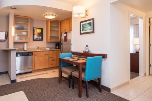 Residence Inn Pittsburgh North Shore Image