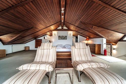 A seating area at Casa Punto