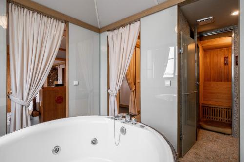 Un baño de Tian Xia Ju