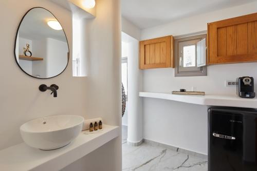 Ένα μπάνιο στο Allure Breeze Suites