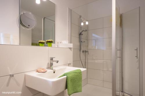 Ένα μπάνιο στο Heimathafen 4 - M S Poseidon