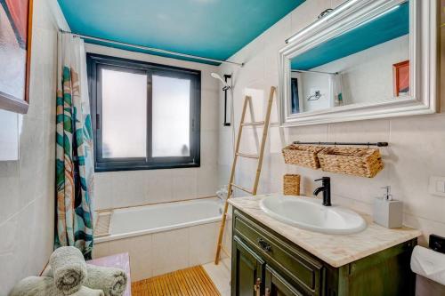 Koupelna v ubytování Precioso semi-ático en Adeje - By Feel your holidays