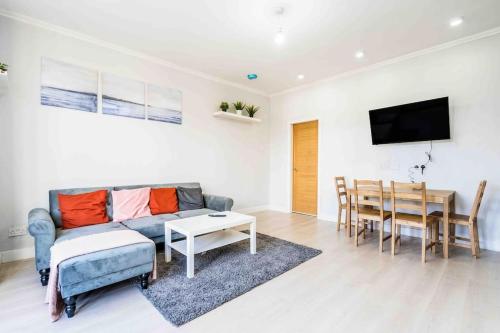 Beautiful flat with free parking photo 3