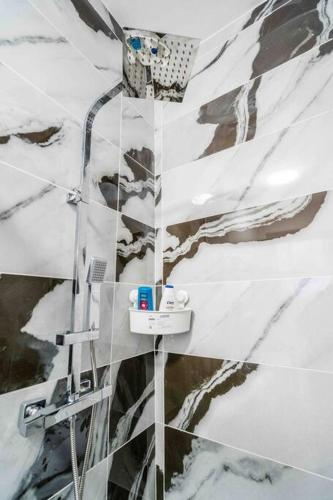 Beautiful flat with free parking photo 10