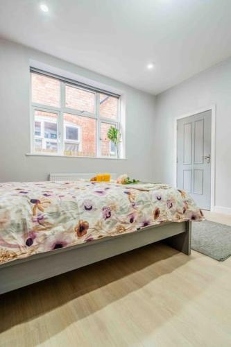 Beautiful flat with free parking photo 17