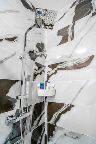 Beautiful flat with free parking photo 11