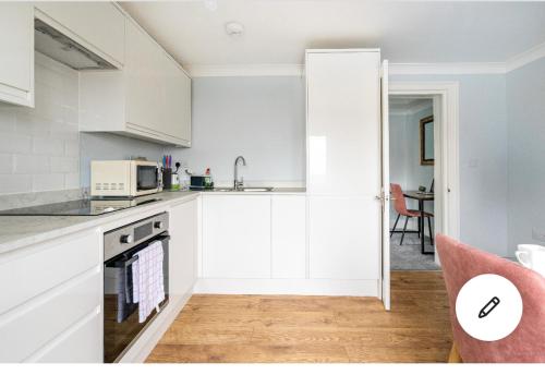 Gallery image of Romney Home in Maidstone