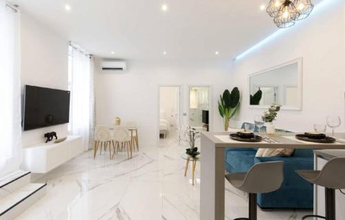 Fotografie z fotogalerie ubytování CHIC & LUXURY 2-BEDROOMS APARTMENT v Cannes