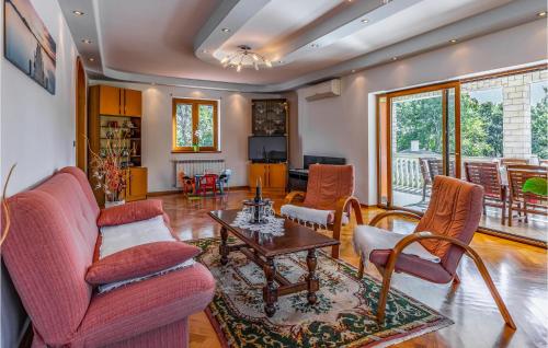 Amazing Home In Medulin