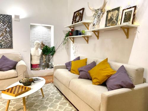 Χώρος καθιστικού στο Pantheon Ancient Rome Apartment