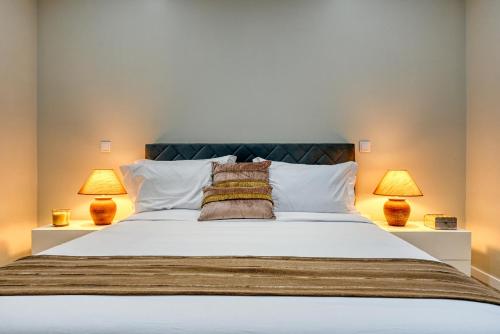 Postel nebo postele na pokoji v ubytování Tristão Vaz II, a Home in Madeira