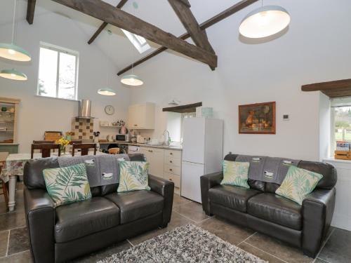 Oxbarton – Photos 2