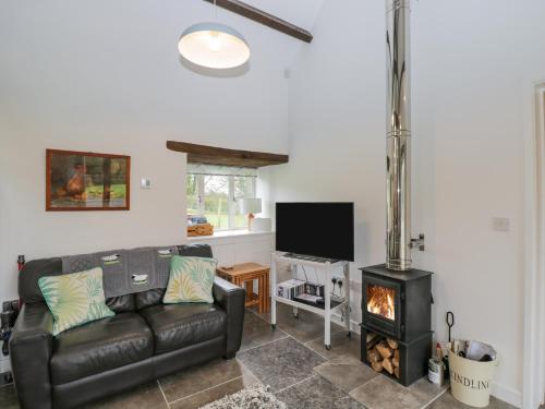 Oxbarton – Photos 3